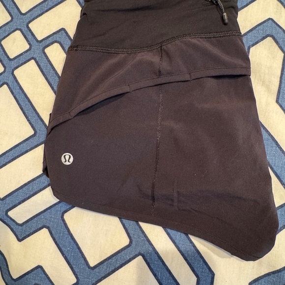 Lululemon Running shorts - Picture 4 of 4